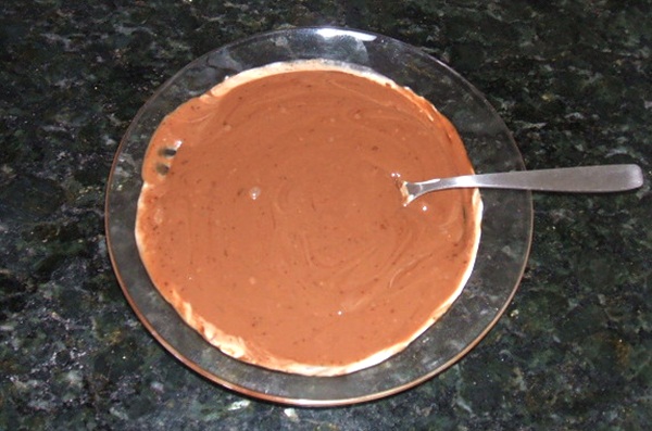 Torta de bolacha com cobertura de chocolate - 7º passo